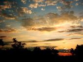 Csal�di h�z elad�
